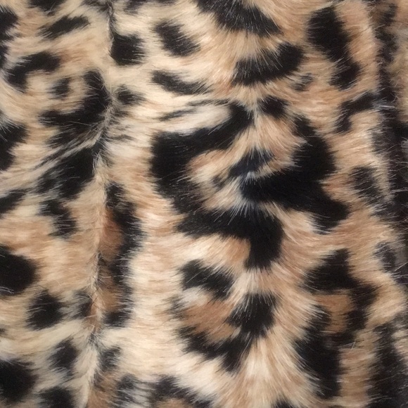 Express Faux Leopard Fur Jacket - Picture 6 of 8
